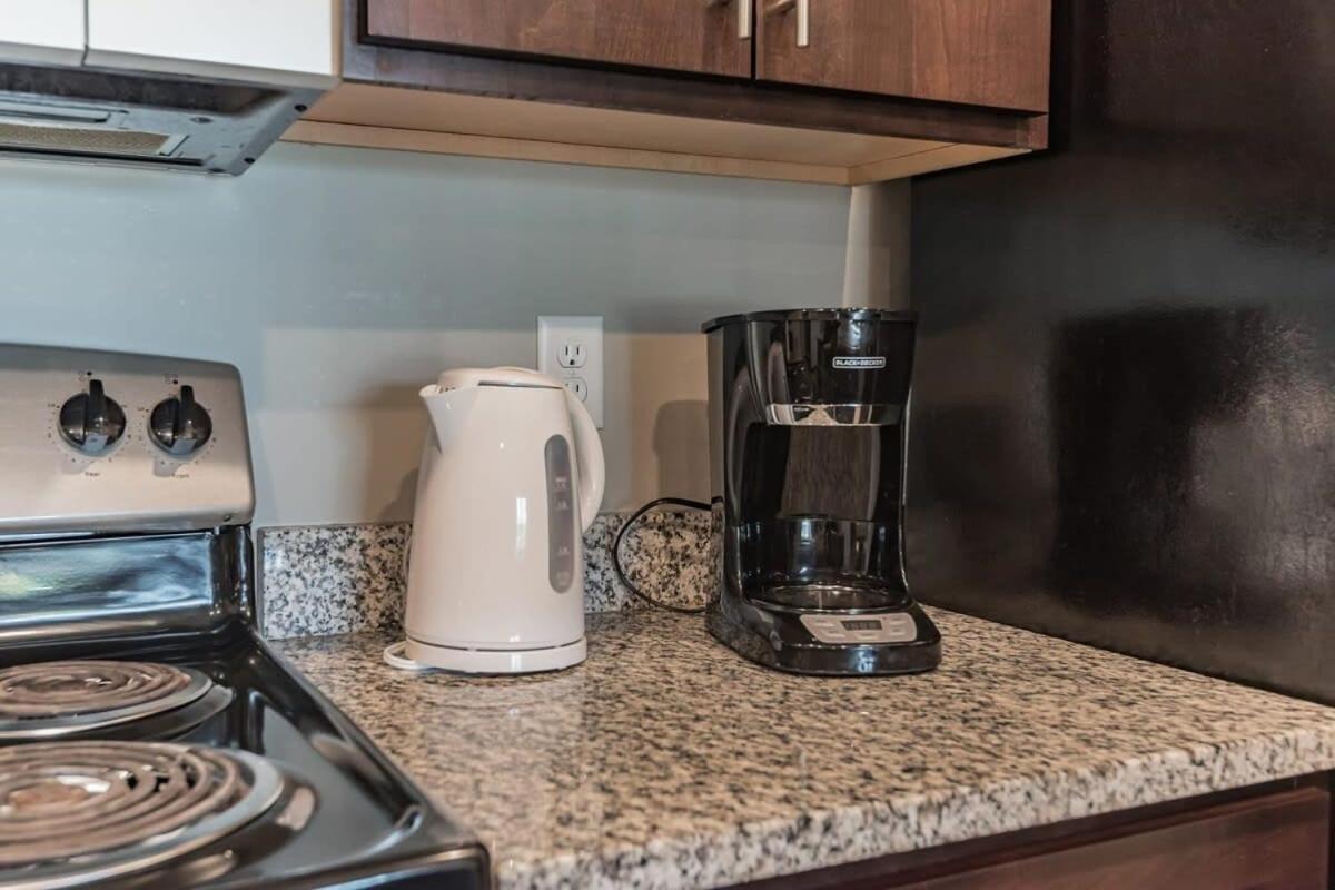 Spacious 2br Patio Near Iowa State Appartement *