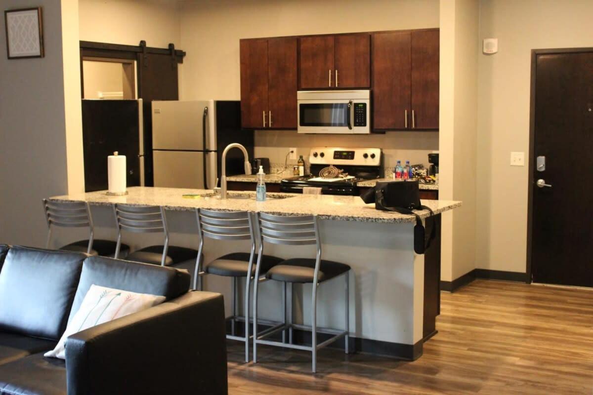 Spacious 2br Patio Near Iowa State * Ames