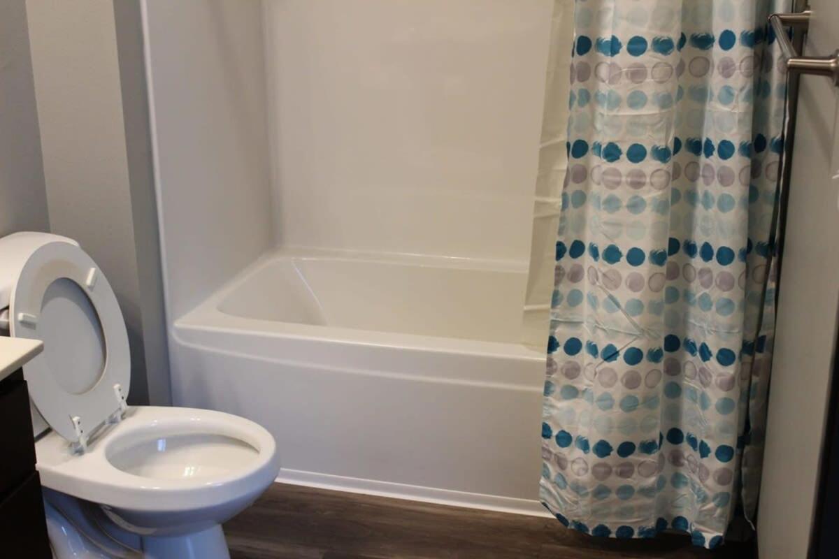 Spacious 2br Patio Near Iowa State * Ames